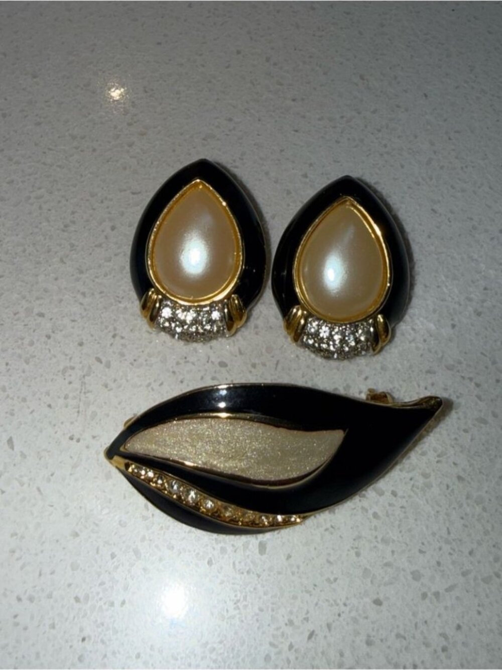Vintage Soleil Black Enamel Pearl Clip-ons with Matching No Brand Leaf Brooch